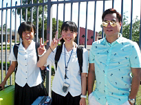 ホストファミリーとの写真02