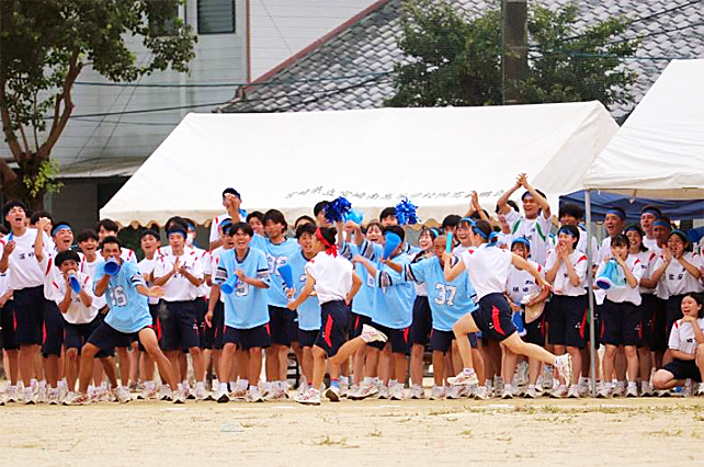 団対抗リレー(選抜男女)の写真02