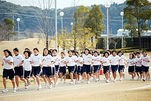 宮崎県立宮崎南高等学校：：ピックアップ［長距離走・駅伝大会］