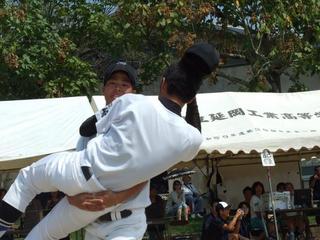 2013-09-09 07:44:12