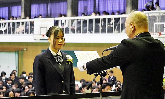 ���Ə؏����^�̎ʐ^02