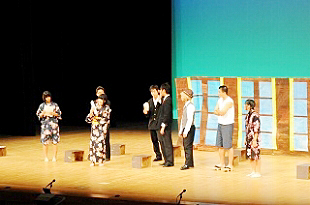 �X�e�[�W���\�E�R���T�[�g�̎ʐ^02