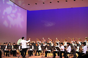 ���t�y���ɂ�鉉�t01