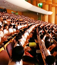 ���t�y���ɂ�鉉�t�̎ʐ^03