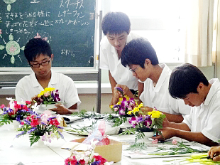 �u�ؓ��� �̌��v�ʐ^