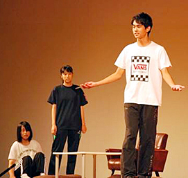 �N���X�����ŗD�G�܌����̎ʐ^01